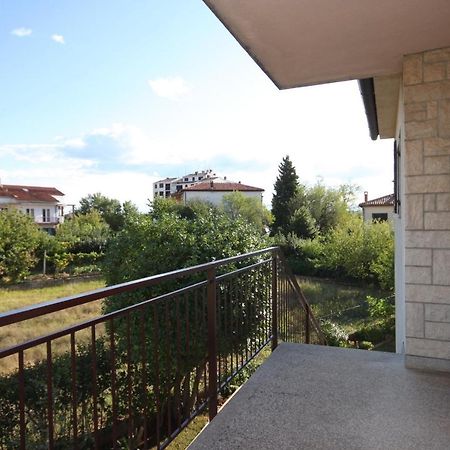 Apartments With A Parking Space Umag - 7057 מראה חיצוני תמונה