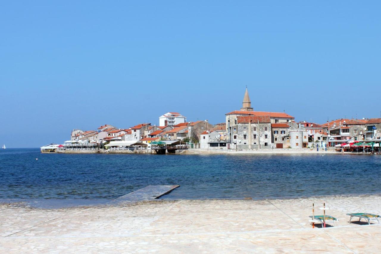 Apartments With A Parking Space Umag - 7057 מראה חיצוני תמונה